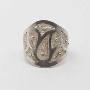 Handmade Filigree Ring made by ARTEMANOS