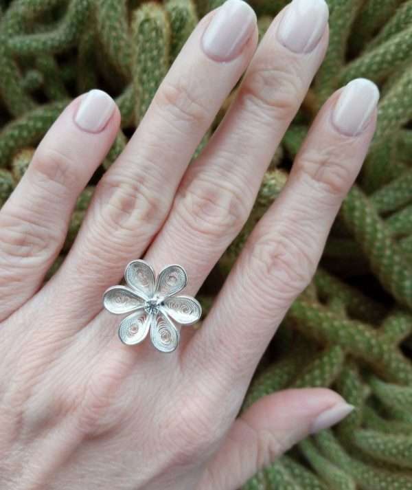 Filigree Flower and Zircon Ring made by ARTEMANOS