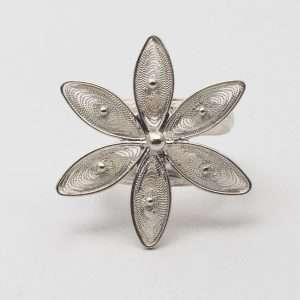 Adjustable Filigree Flower Ring made by ARTEMANOS