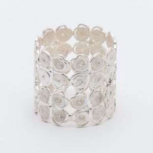 Wide Filigree Ring made by ARTEMANOS