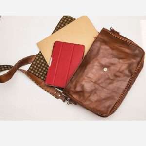 Hand Tooled Carrying Bag made by ARTEMANOS